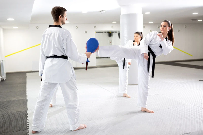 Introducción a las disciplinas de combate para hacer ejercicio