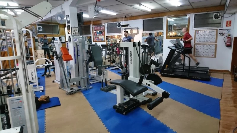 Gimnasio Tomás Sánchez Fitness