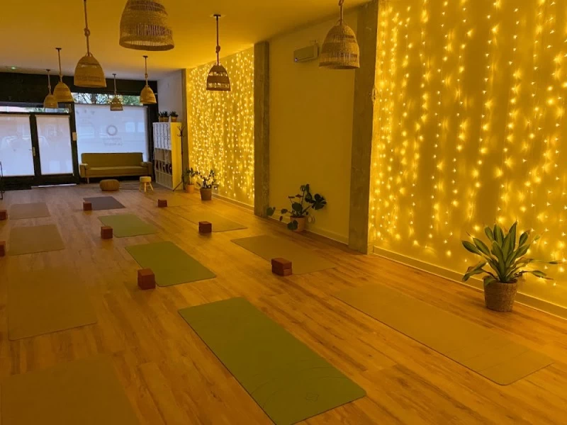 Hiru Yoga