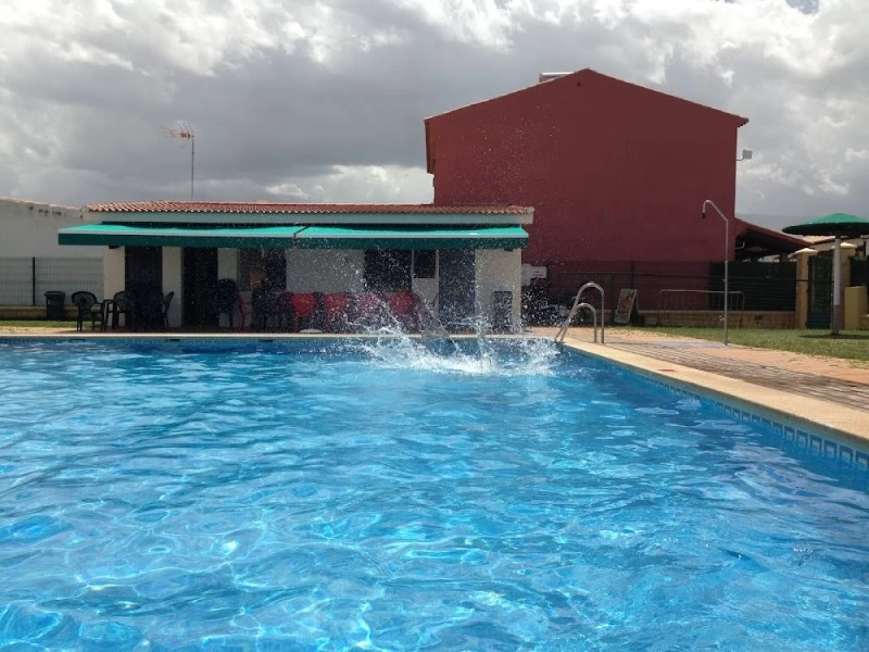 Piscina Municipal de Albuñán