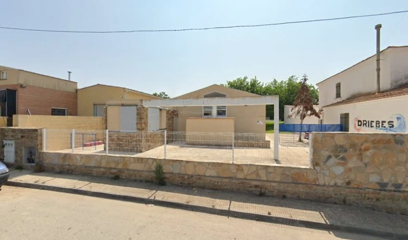 Piscina Municipal De Driebes