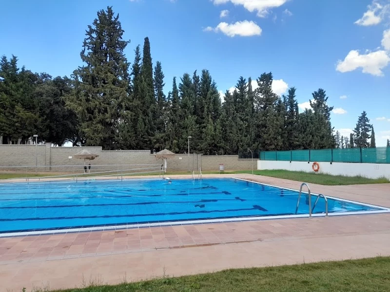 Piscina municipal Moraleda