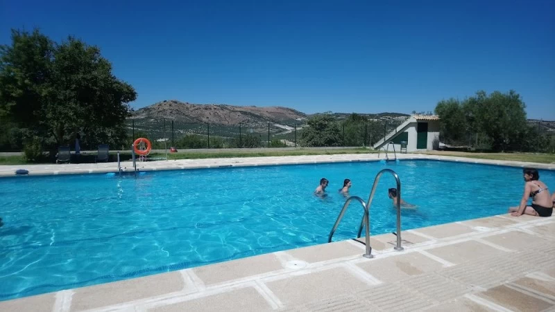 Piscina municipal Zuheros