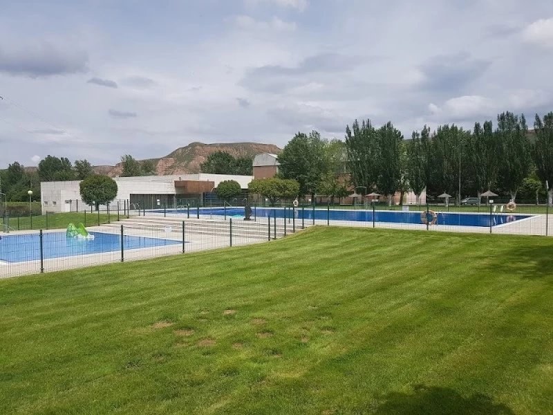Piscina Pública Municipal de Albelda de Iregua