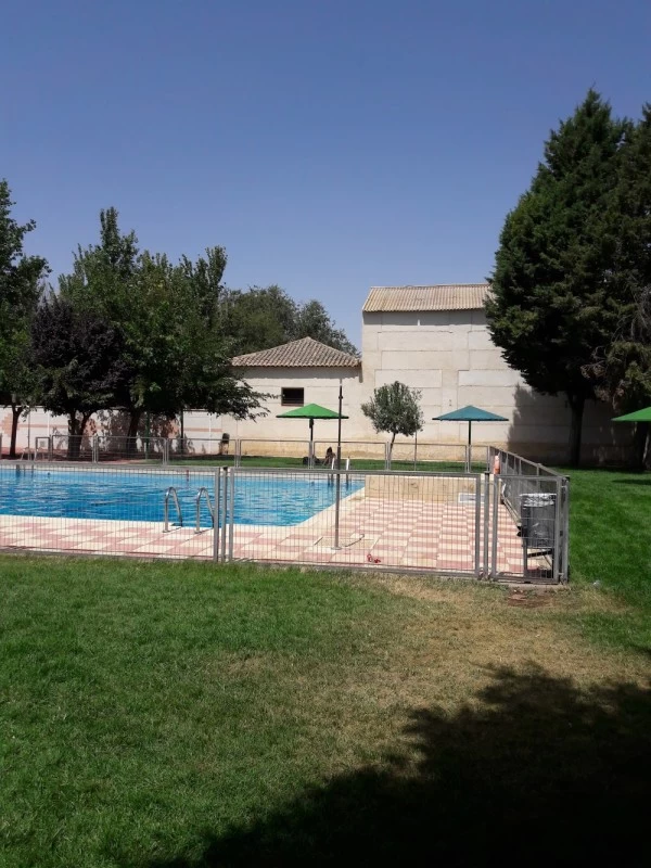 Piscina Pública Municipal de Granátula de Calatrava