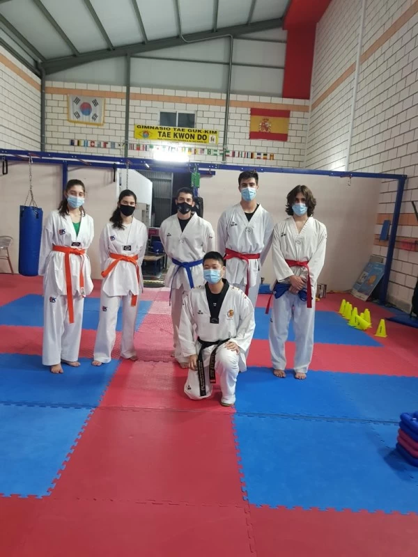 Centro Deportivo Tae Guk Kim ( Taekwondo Almendralejo)