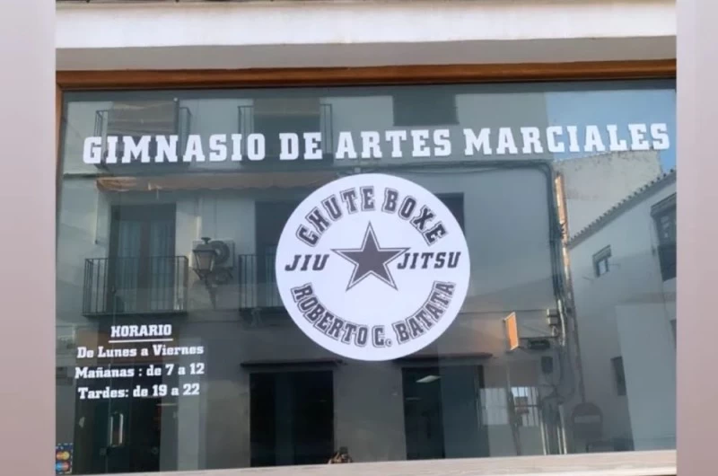 CHUTE BOXE