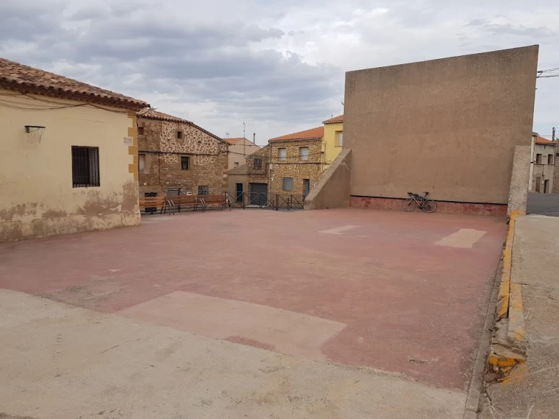 Frontón de Cincovillas