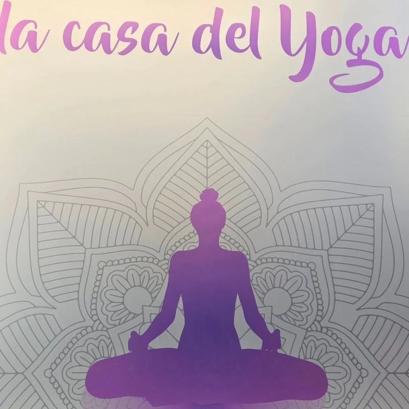 OM SHANTI La casa del Yoga
