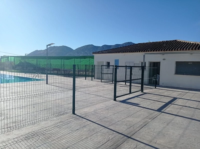 Piscina municipal de Balones