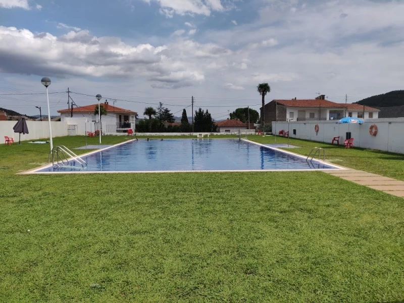 Piscina Pública Municipal de Viver