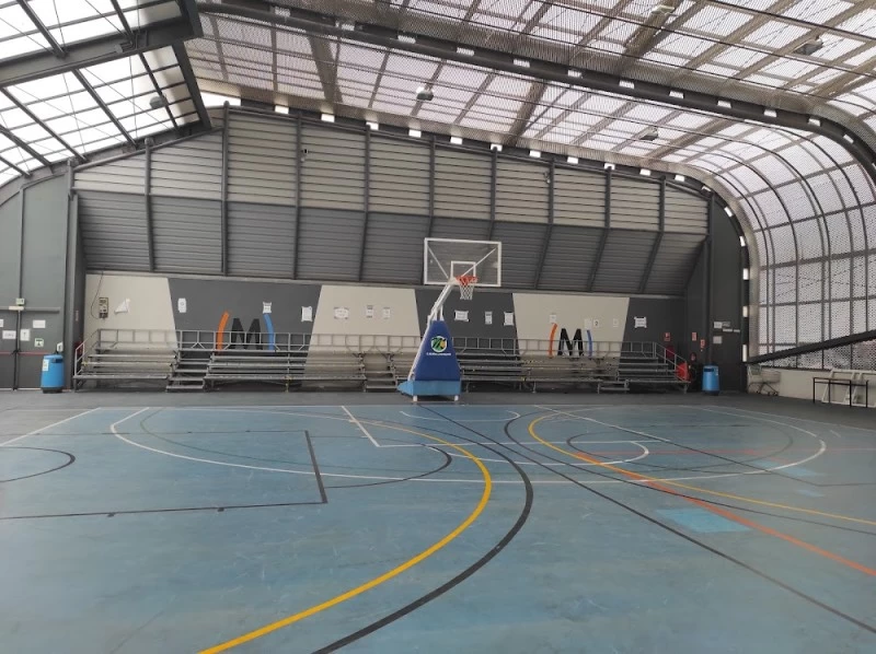 Polideportivo One Wall