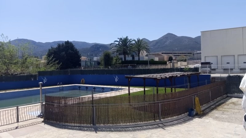 Tennis Club