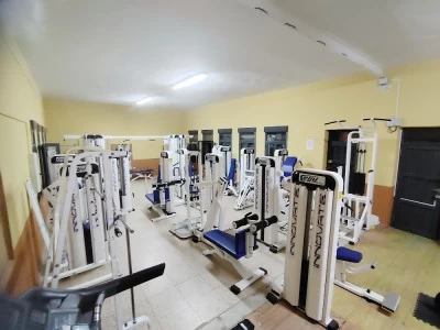 gimnasio comunitario (gym)
