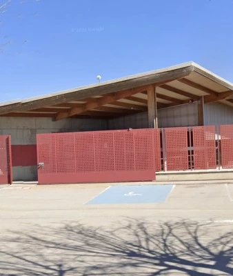 Gimnasio municipal y piscina cubierta