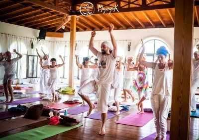 Myogik Clases de yoga