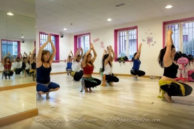 BAILA CON MIREN - DANZA ORIENTAL