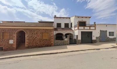 Pabellón municipal de Encinas Reales
