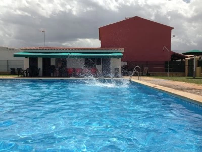 Piscina Municipal de Albuñán