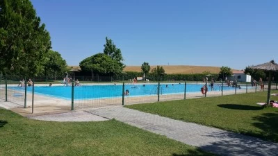Piscina Municipal de Navas del Madroño