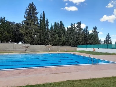 Piscina municipal Moraleda
