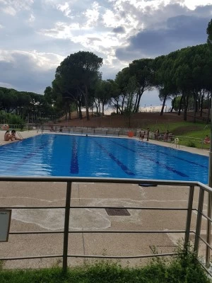 Piscina Municipal Pelayos De La Presa