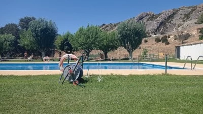 Piscina Pública Municipal de Arén