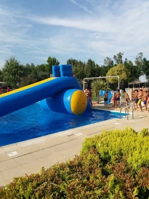 Piscina Pública Municipal de Cadrete