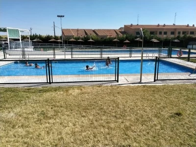 Piscina Pública Municipal de Camarena
