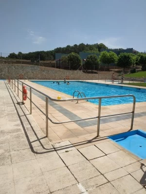 Piscina Pública Municipal de Camporrélls