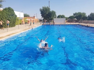 Piscina Pública Municipal de Camuñas