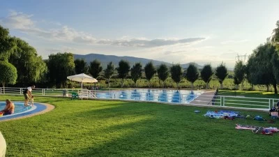 Piscina Pública Municipal de Entrena