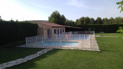 Piscina Pública Municipal de Fuendetodos