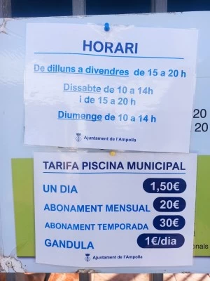 Piscina Pública Municipal de LAmpolla.