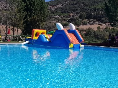 Piscina Pública Municipal de San Bartolomé de Pinares