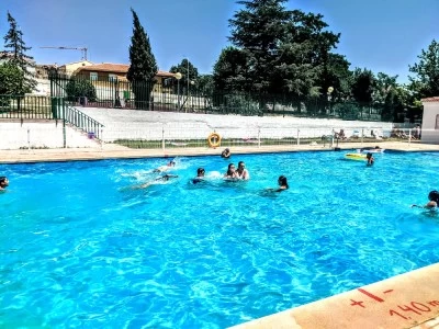 Piscina Pública Municipal de Talayuelas