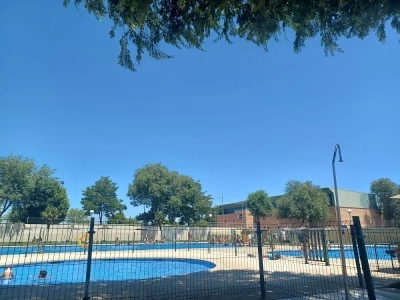 Piscina Pública Municipal de Villaluenga de La Sagra