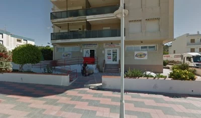 Public gym