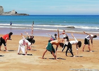 retiros de yoga meditación ecstatic dance FIESTIVAL