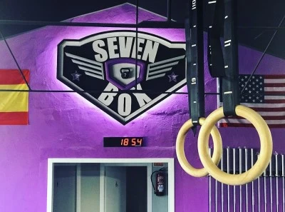 Seven Box