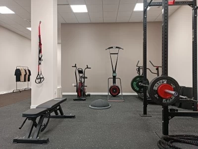 Stylish. Fitness Studio. Boutique de entrenamiento personal.
