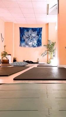 Sutratma Escuela de Yoga y Pilates