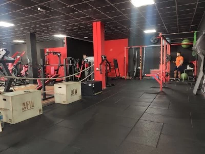 World Gym Center