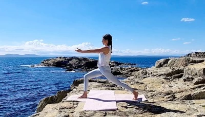 YOGA -FLOR DAMETLLER- KRISTINA RUSIÑOL