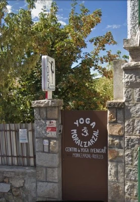 Yoga Moralzarzal,centro de yoga Iyengar