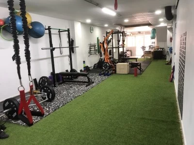 B-TRAINING CENTER