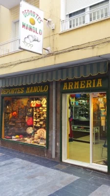 Deportes Manolo, Armería