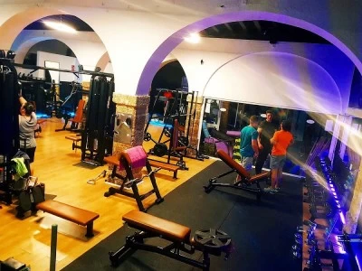 5 Avenue Smart Club