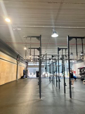 77 Feet Academy