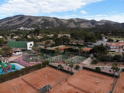 Club De Tenis Ch2 La Marina  Tennis & Padel